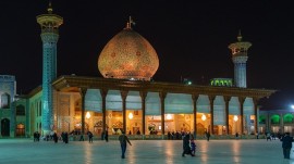 حضرت شاهچراغ کمک کرد تا مانع ورود تروریست به صحن شوم
