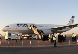 سخنگوی سازمان هواپیمایی با معرفی شرکت‌ها و سایت‌های عرضه‌کننده بلیت پروازهای اربعین، گفت: فروش بلیت پروازهای اربعین خارج از این دو شیوه یعنی سایت شرکت‌ها و سایت‌های تعیین‌شده، تخلف است ....